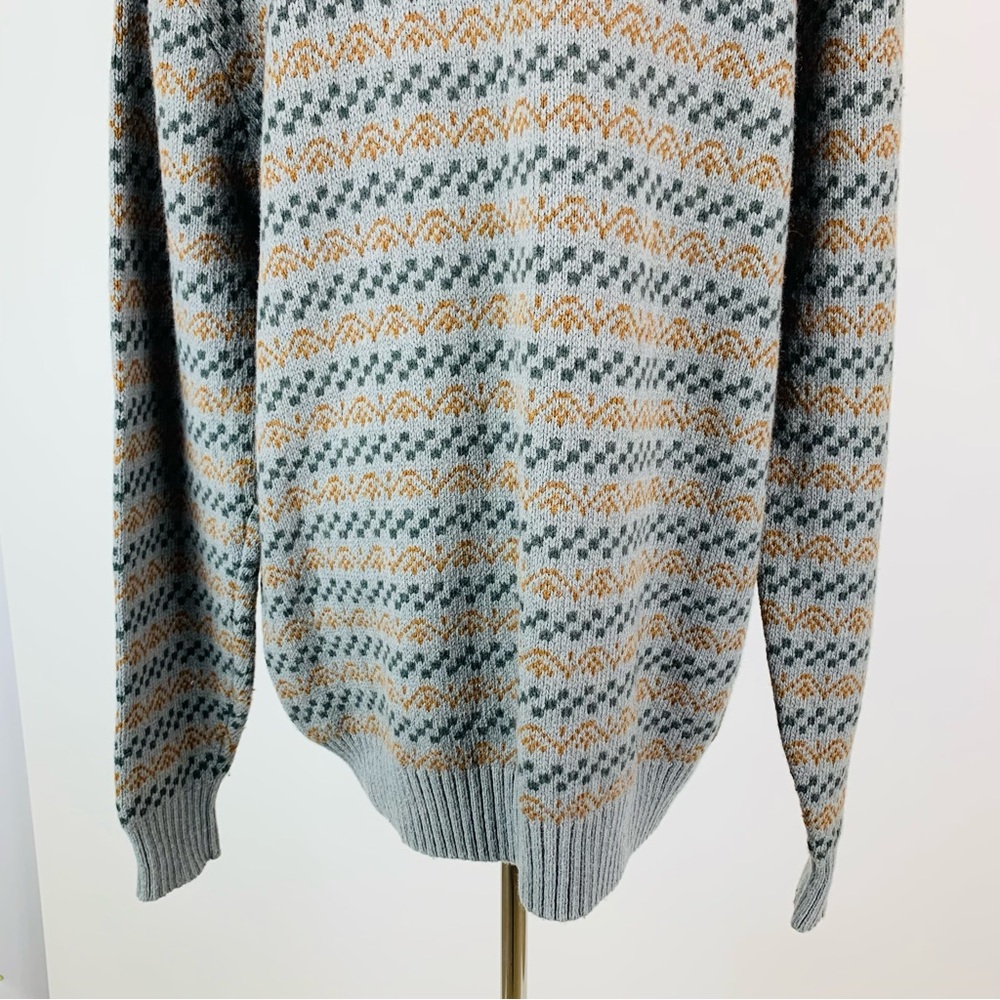 Columbia Sweater Large - Picture 3 of 10